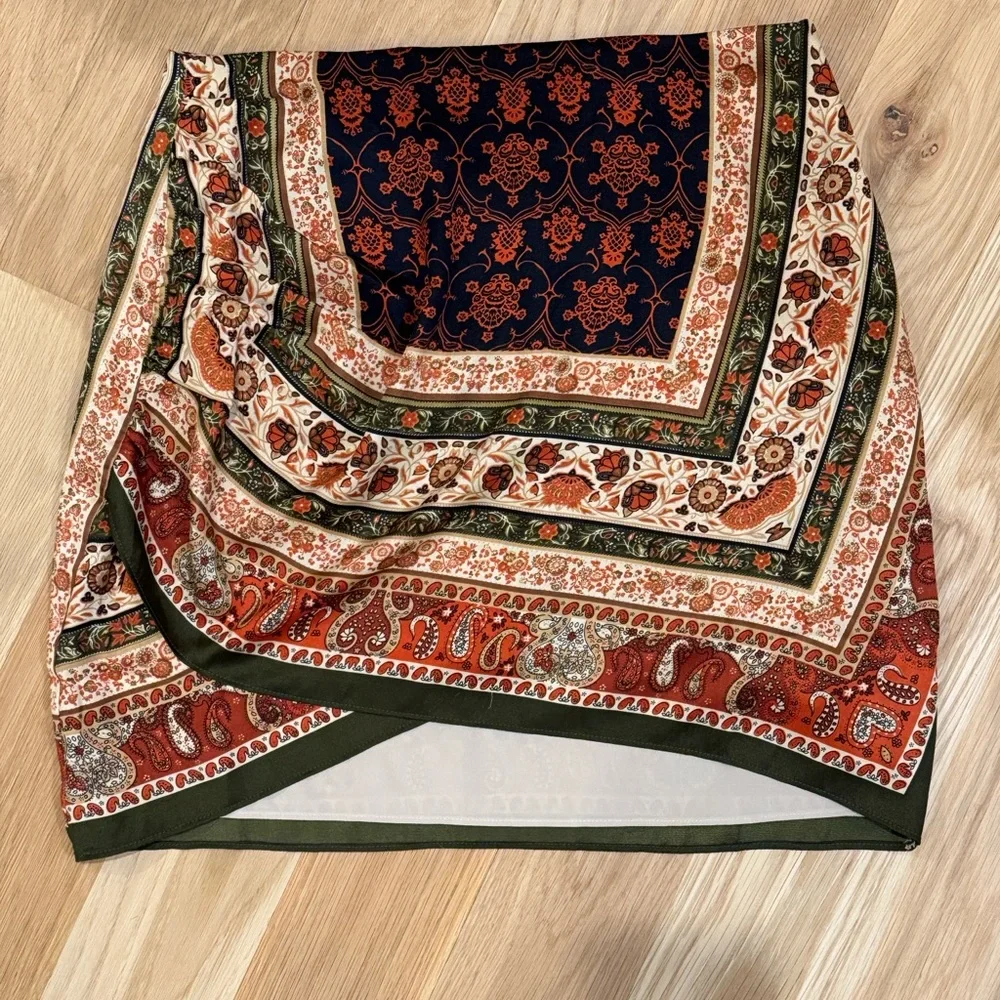 VICI Cairo mini skirt - Picture 1 of 7